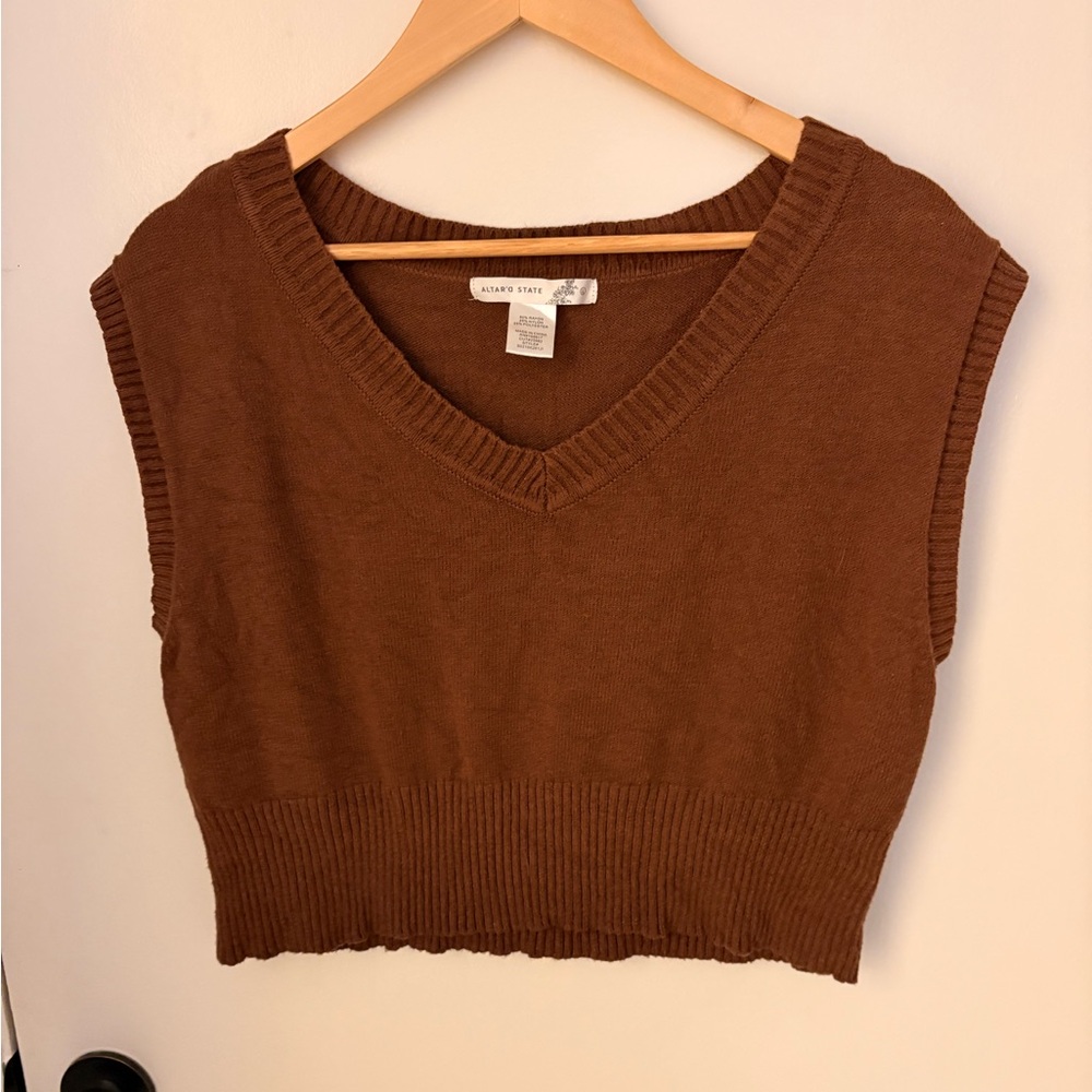 Altar’s State Cropped Sweater Vest